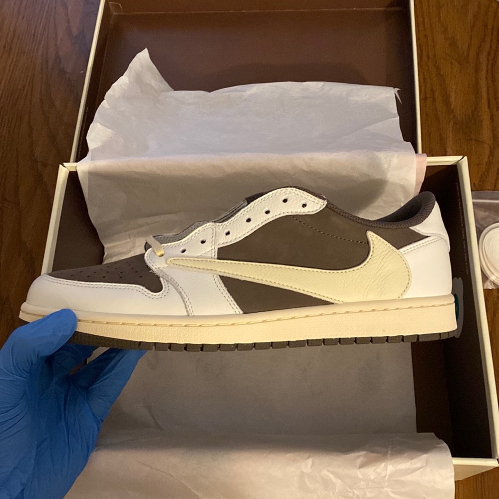 Travis Scott Jordan 1 Low ‘Reverse Mocha’